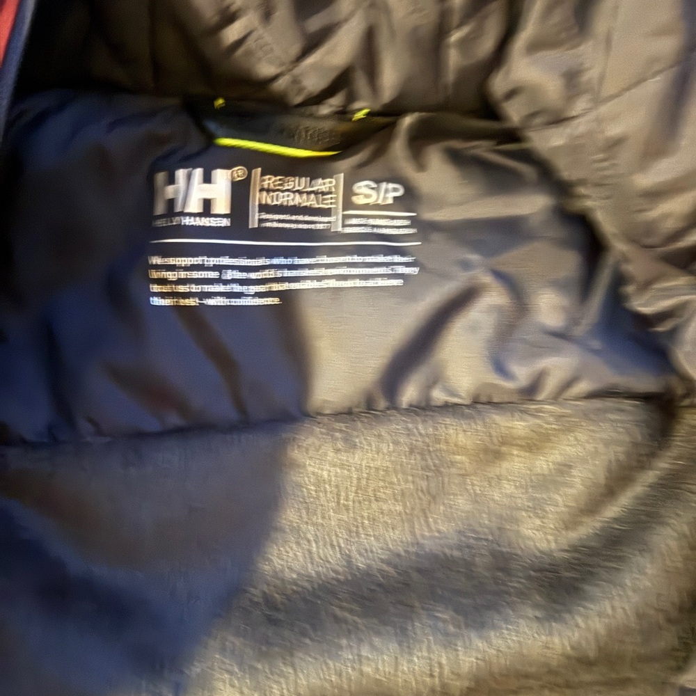 Helly Hansen Women's Ski Jacket - Burgundy and Black - Picture 2 of 3